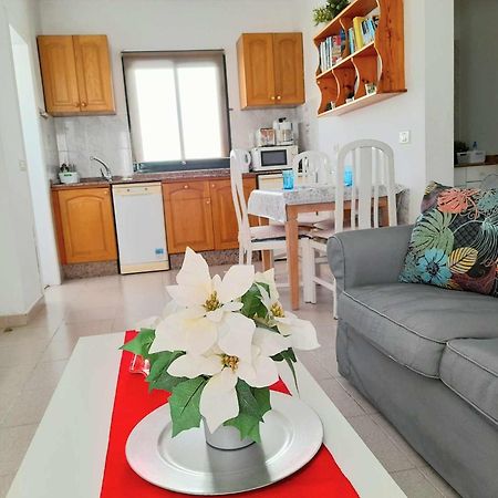 Apartment Vincent, Cozy And Sunny Over The Rooftops Puerto del Carmen  Buitenkant foto