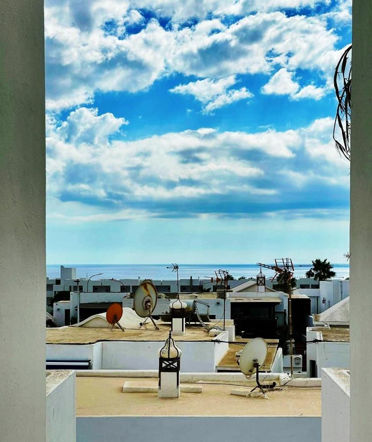Apartment Vincent, Cozy And Sunny Over The Rooftops Puerto del Carmen  Buitenkant foto