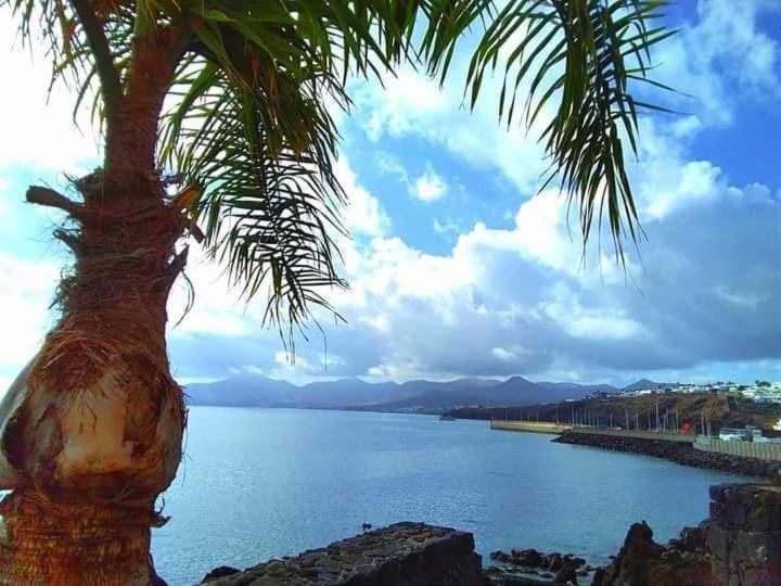 Apartment Vincent, Cozy And Sunny Over The Rooftops Puerto del Carmen  Buitenkant foto